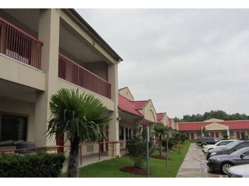 Motel Palace 2*